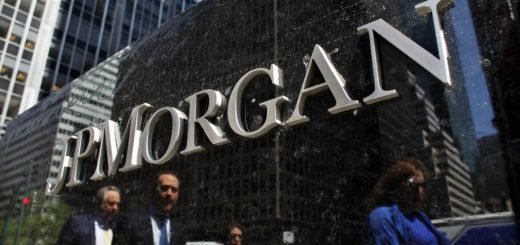 JP Morgan выступил против доллара, но за золото