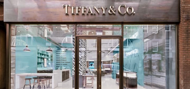 Tiffany & Co жертвует миллион долларов на борьбу с COVID-19