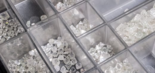 De Beers в ходе VIII цикла нарастила продажи алмазов на 57%